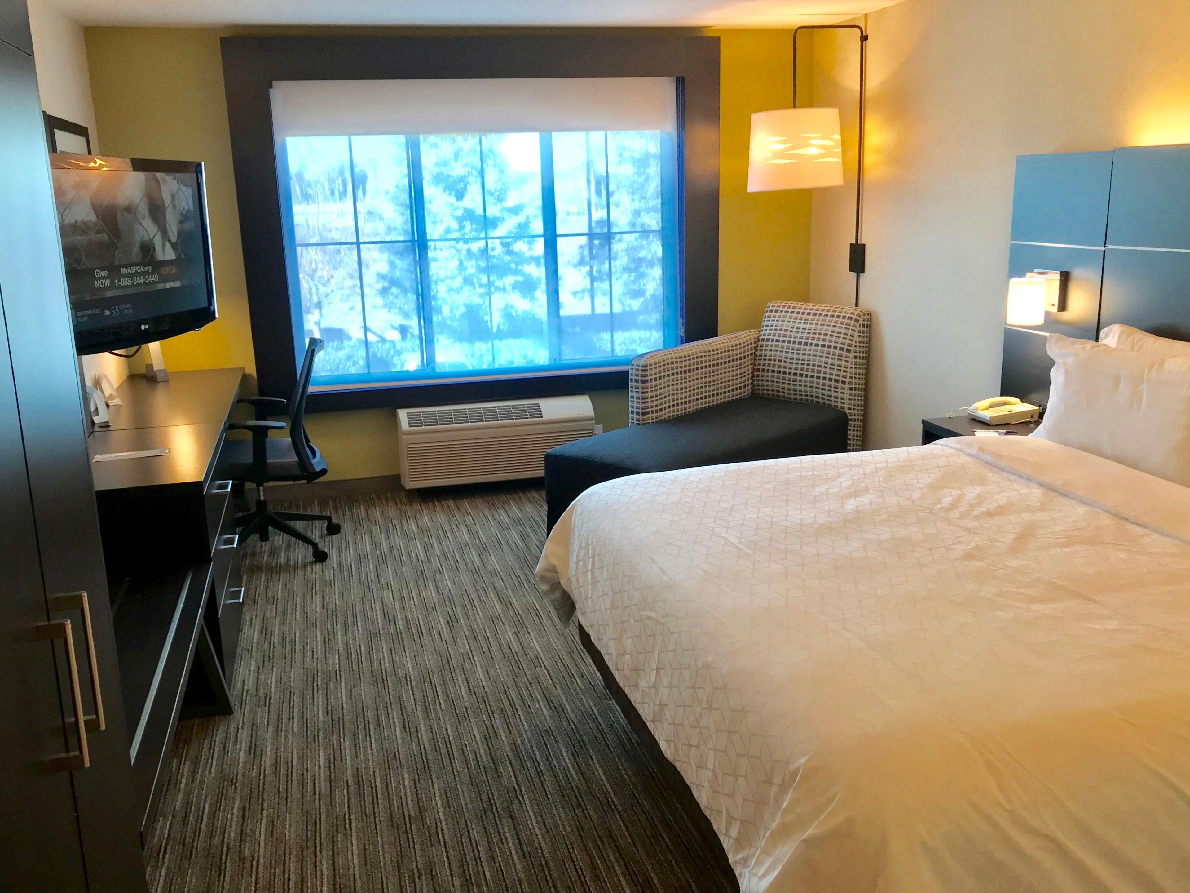 Express & By Ihg