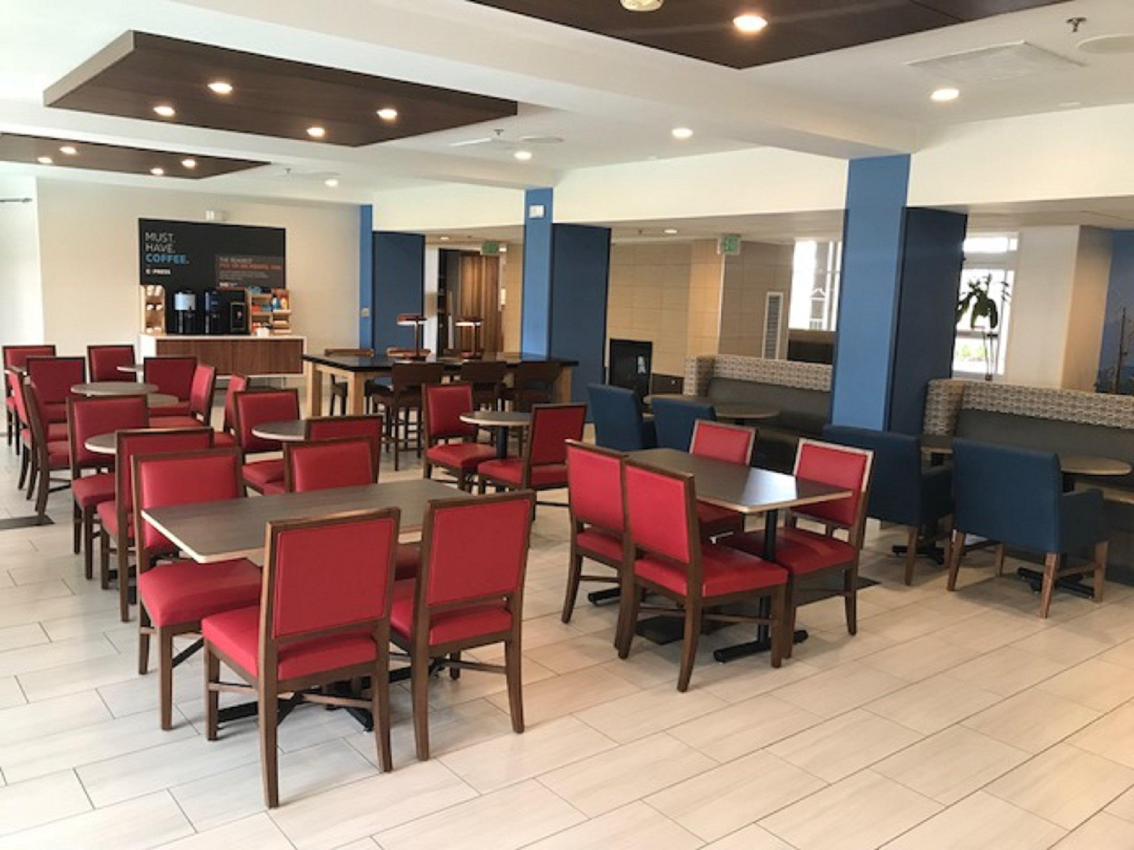 Express & By Ihg Hotel Tracy